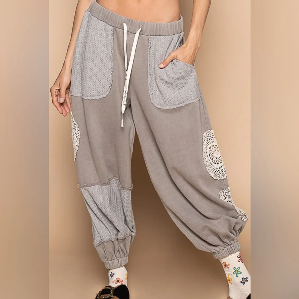 NWT POL Boho Crochet Doily Patchwork Jogger Sweats Sweat Pants Joggers Grey - Picture 4 of 13